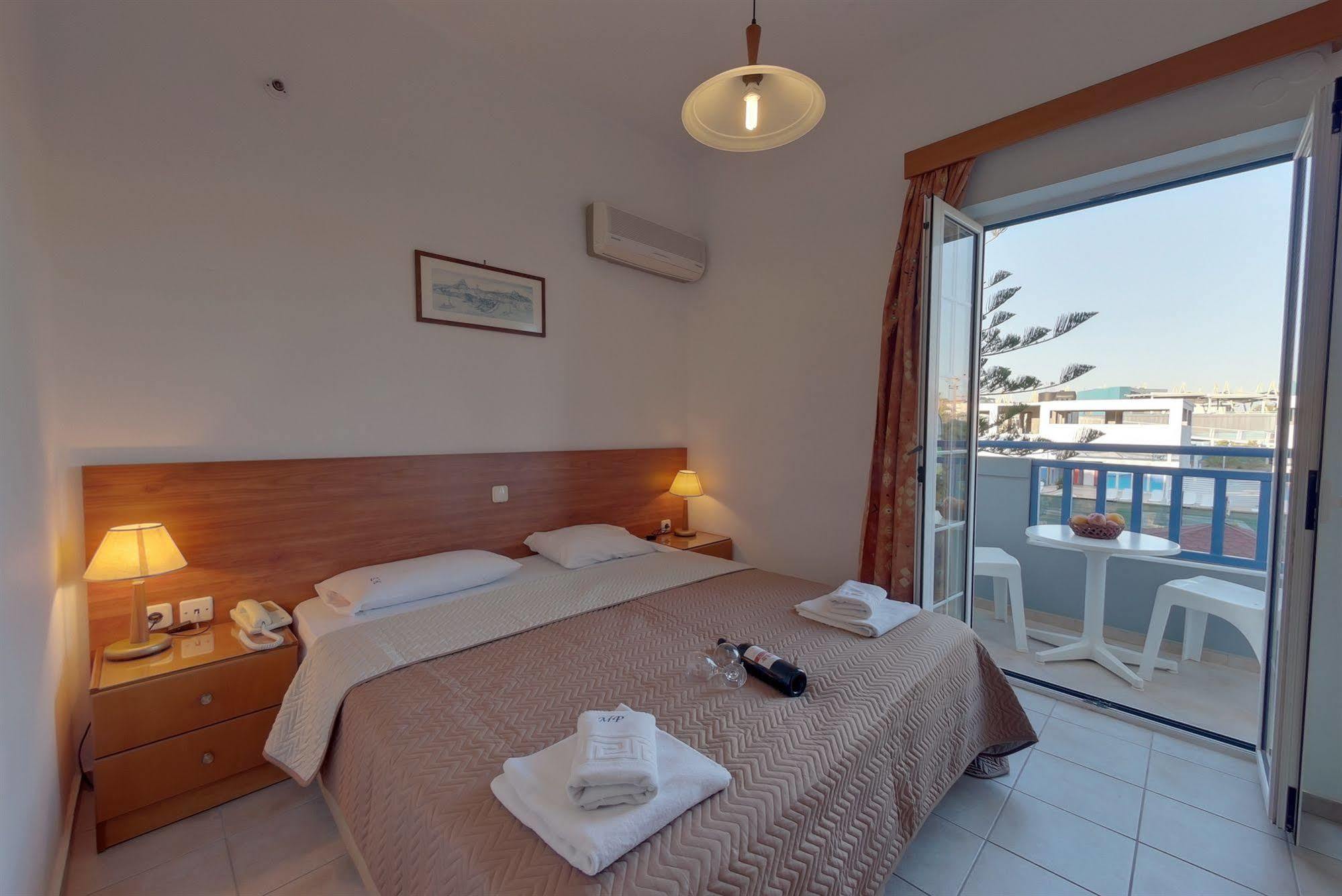 Отель Marirena Amoudara (Heraklion)